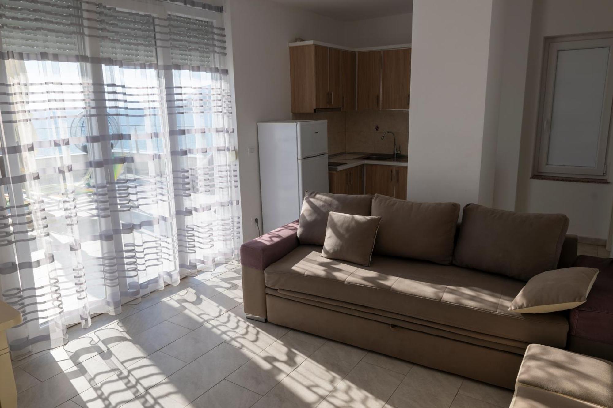 Roxhensi Apartment Shëngjin Exterior foto