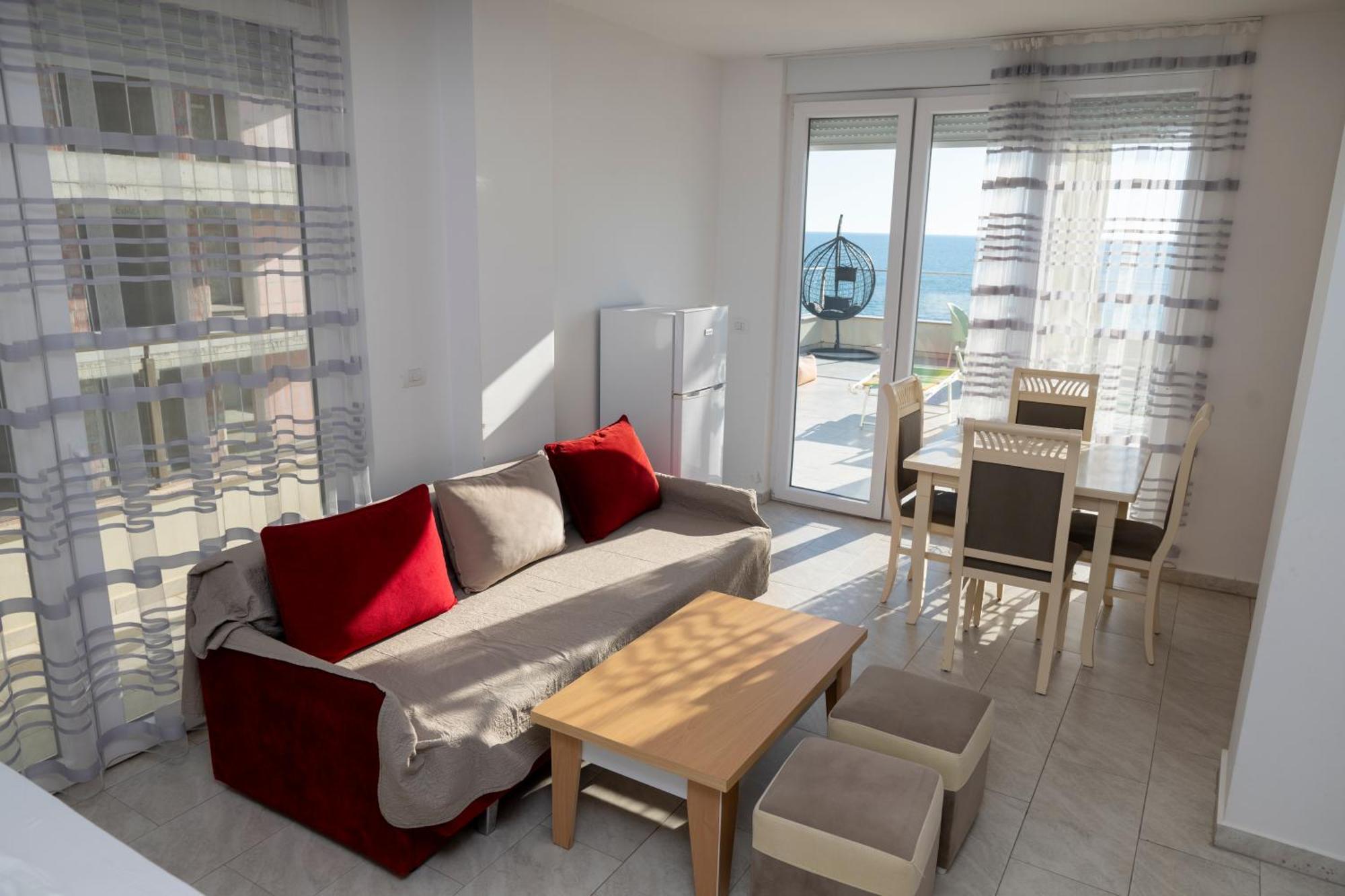 Roxhensi Apartment Shëngjin Exterior foto